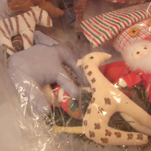 Vintage Holiday Christmas Noah’s Ark Large Wreath UNBELIEVABLE SO RARE BNIB - Picture 5 of 12